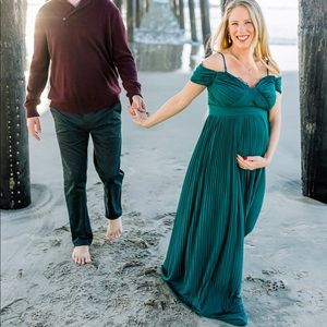 Beautiful emerald green maternity dress
